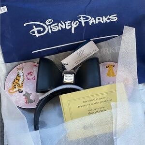NWT Disney Dooney & Bourke Cat Ears/Headband
